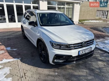 Авто Volkswagen Tiguan 2018 № 7316690