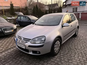 Авто Volkswagen Golf 2004 № 7317124