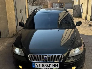 Авто Volvo V50 2005 № 7317132