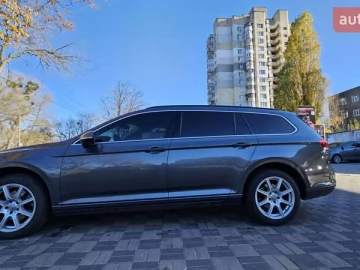 Авто Volkswagen Passat 2017 № 7317427