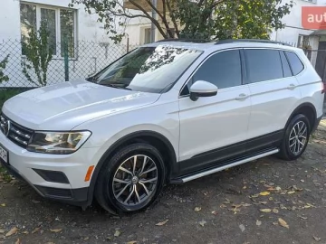 Авто Volkswagen Tiguan 2018 № 7317658