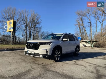 Авто Honda Pilot 2023 № 7317853