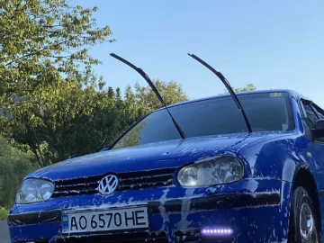 Авто Volkswagen Golf 2000 № 7318063