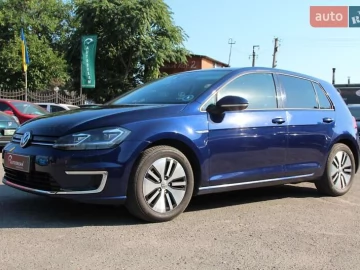 Авто Volkswagen E-Golf 2017 № 7318701