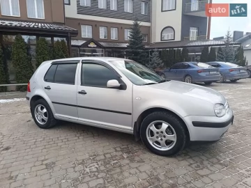 Авто Volkswagen Golf 1999 № 7319340