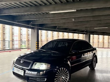 Авто Skoda Superb 2004 № 7319414