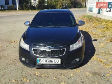 Авто Chevrolet Cruze 2010 № 7319444