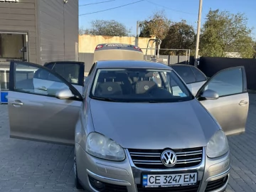 Авто Volkswagen Jetta 2009 № 7319469