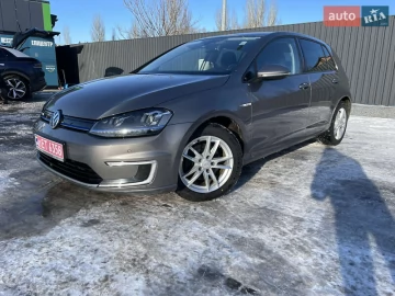 Авто Volkswagen E-Golf 2015 № 7319692