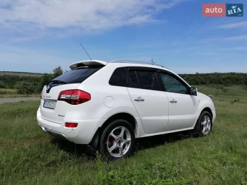 Авто Renault Koleos 2010 № 7319760