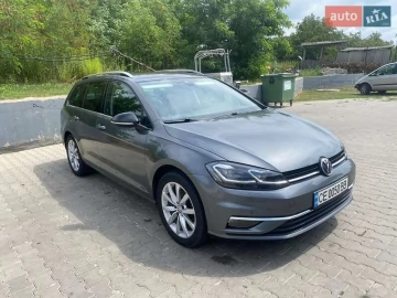 Авто Volkswagen Golf 2017 № 7320130