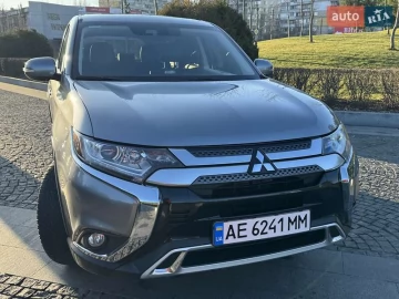 Авто Mitsubishi Outlander 2019 № 7320261