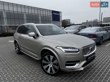 Авто Volvo Xc90 2023 № 7320432