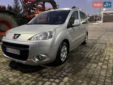 Авто Peugeot Partner 2010 № 7320625