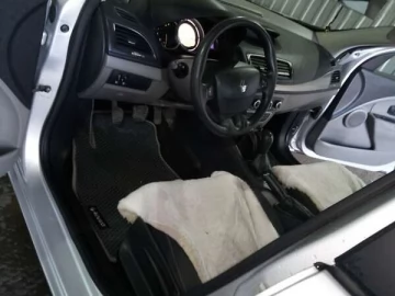 Авто Renault Megane 2010 № 7320668