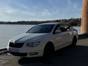 Авто Skoda Superb 2011 № 7320794
