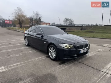 Авто BMW 5 Series 2013 № 7321011
