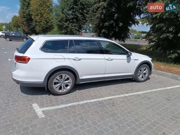Авто Volkswagen Passat 2018 № 7321154