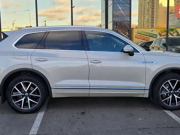 Авто Volkswagen Touareg 2020 № 7321248