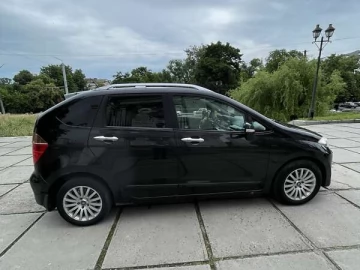 Авто Honda Fr-V 2007 № 7321950
