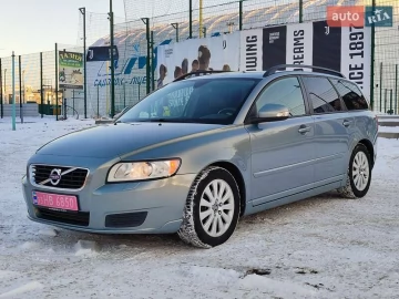 Авто Volvo V50 2012 № 7322382