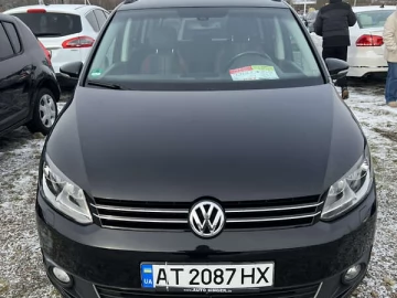 Авто Volkswagen Touran 2013 № 7322536