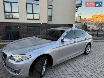 Авто BMW 5 Series 2013 № 7322831