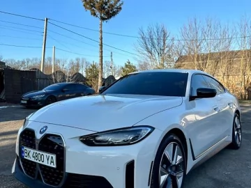Авто BMW I4 2024 № 7323110