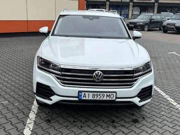 Авто Volkswagen Touareg 2019 № 7323136