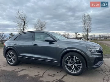 Авто Audi Q8 2021 № 7323637