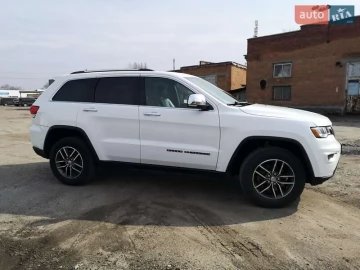 Авто Jeep Grand Cherokee 2018 № 7324179