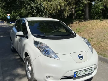 Авто Nissan Leaf 2013 № 7324408