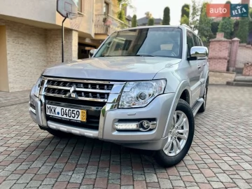 Авто Mitsubishi Pajero 2017 № 7325105