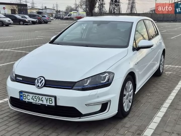 Авто Volkswagen E-Golf 2016 № 7325683
