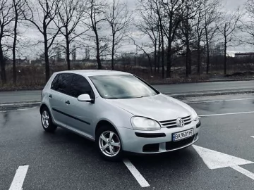 Авто Volkswagen Golf 2004 № 7326631