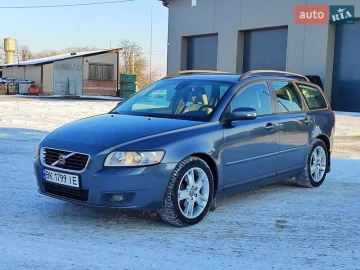 Авто Volvo V50 2008 № 7326830