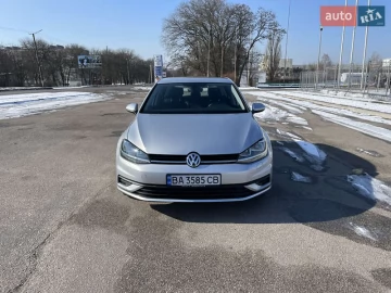 Авто Volkswagen Golf 2019 № 7327142