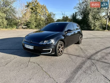 Авто Volkswagen E-Golf 2015 № 7327713