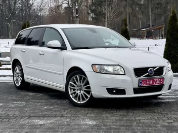 Авто Volvo V50 2011 № 7328528