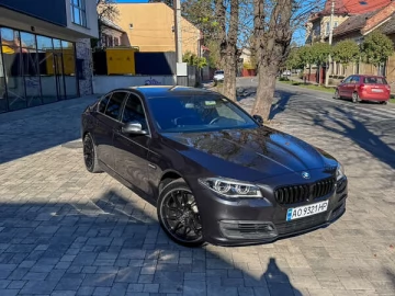 Авто BMW 5 Series 2013 № 7328869