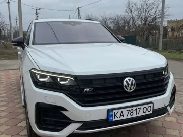 Авто Volkswagen Touareg 2019 № 7329079