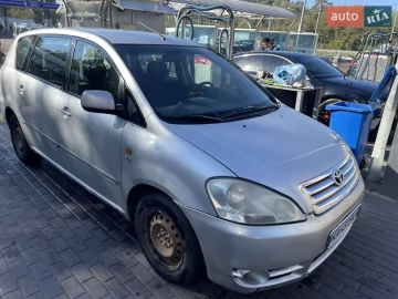 Авто Toyota Avensis 2001 № 7329194