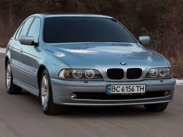 Авто BMW 5 Series 2002 № 7329485