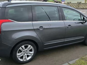 Авто Peugeot 5008 2010 № 7329487