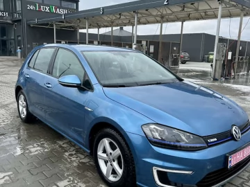 Авто Volkswagen E-Golf 2015 № 7329592
