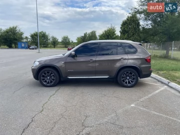 Авто BMW X5 2010 № 7330002