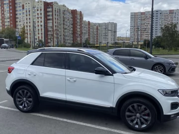 Авто Volkswagen T-Roc 2019 № 7330075