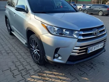 Авто Toyota Highlander 2018 № 7330099