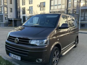 Авто Volkswagen Multivan 2015 № 7330260