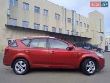 Авто KIA Ceed 2008 № 7330649